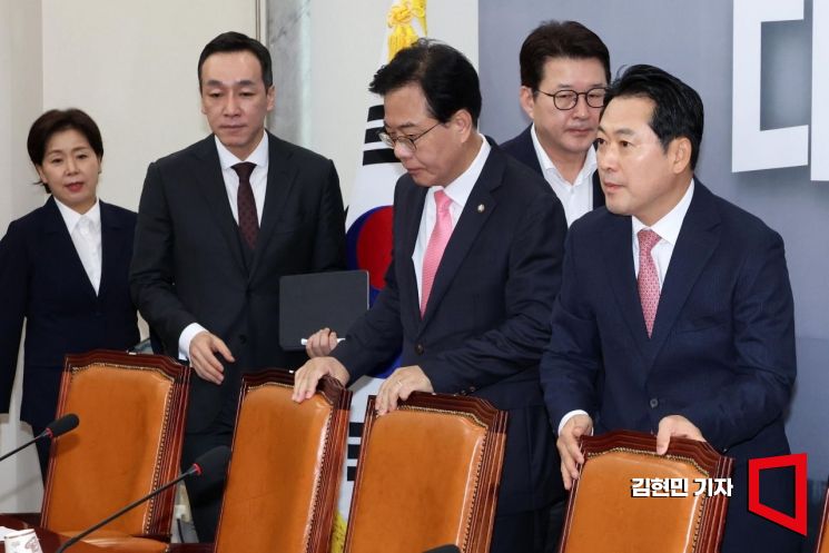 [리셋정치]정청래의 빨강 넥타이, 장동혁의 파랑 넥타이