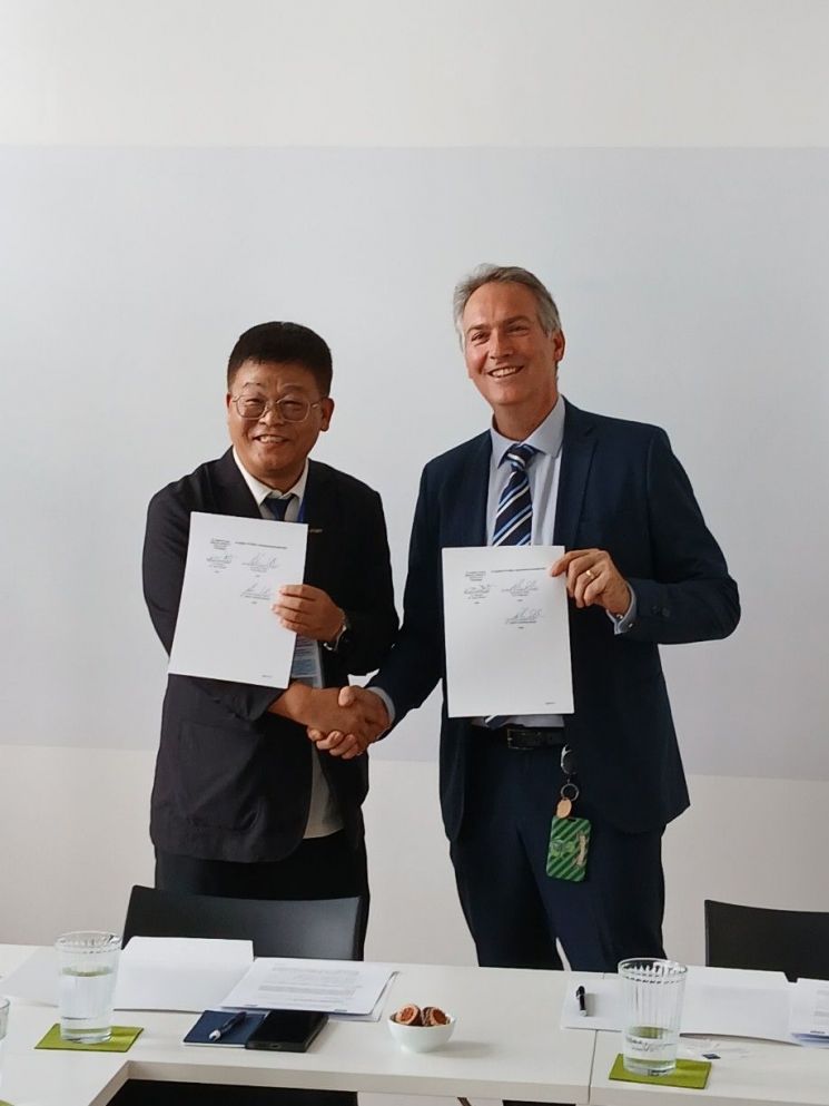 “유럽 R＆D 거점 확장”… UNIST, 오스트리아·네덜란드 명문대와 잇단 MOU 체결