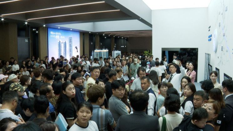 전주·완주 '대라수 어썸브릿지' 청약 열기 '후끈'