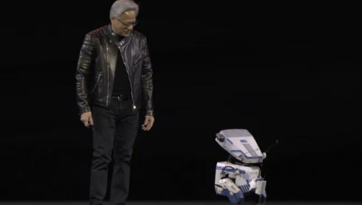 CES 2025에 나타난 디즈니 뉴턴과 젠슨 황 엔비디아 CEO. 엔비디아