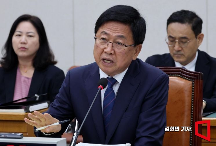 [포토] 최교진 "의대 정원 확대, 합의·설득 과정 부족"