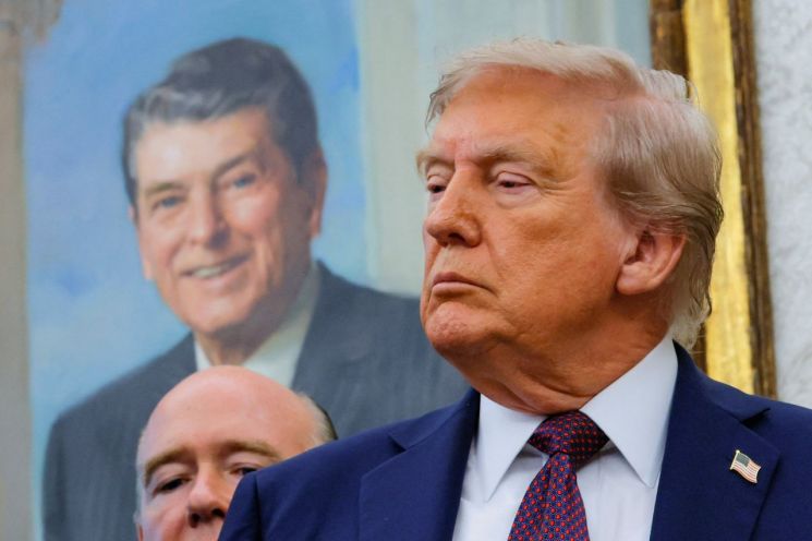 트럼프, 중·러 밀착에 "우려 안 해"…우주사령부 이전도 전격 발표