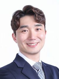 팀리부뜨 대표 최성철 교수.