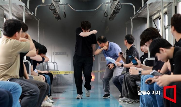 [포토] 지축차량기지에서 열린 전동차 화재 시연