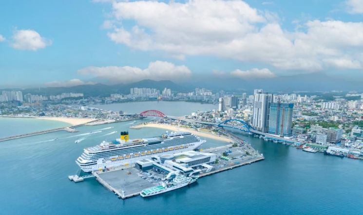 강원도, 속초항서 떠나는 특별한 7일…도민 크루즈 체험단 출발