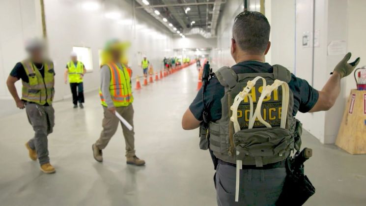 Japanese Media: "Immigration Crackdown at Hyundai-LG US Plant Puts Chill on Korea-US Economic Cooperation"