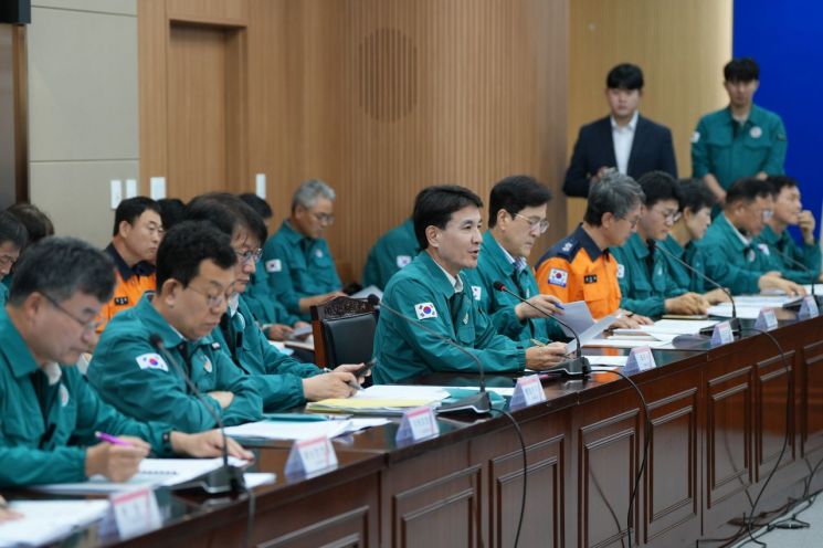 김진태 지사 "강릉 가뭄 종료될 때까지 제2청사 근무…현장 지휘"