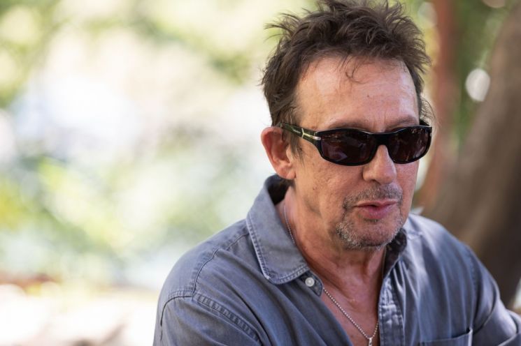 Director Eric Serra is sharing an anecdote about Luc Besson during an interview held on the 5th at Cheongpung Resort in Jecheon City, Chungbuk Province. Photo by Jecheon International Music & Film Festival