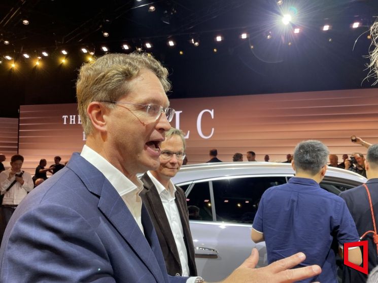 Mercedes-Benz Chairman: "South Korea Is a Truly Important Market... I Will Visit in November" [IAA 2025]