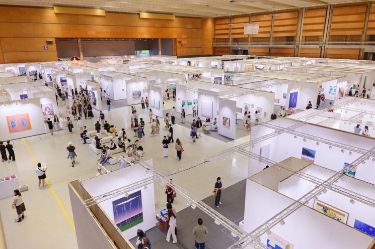 '최고가 흥행' 프리즈...'달라졌다' 호평 키아프