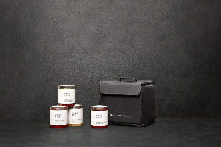 [Today's New Arrivals] Lotte Hotel & Resorts Unveils Chuseok Gift Sets Featuring Kimchi, Korean Beef, and Memberships