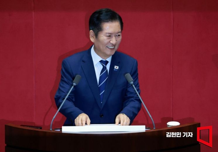 정청래 더불어민주당 대표가 9일 국회 본회의에서 교섭단체 대표 연설을 하고 있다. 2025.9.9 김현민 기자