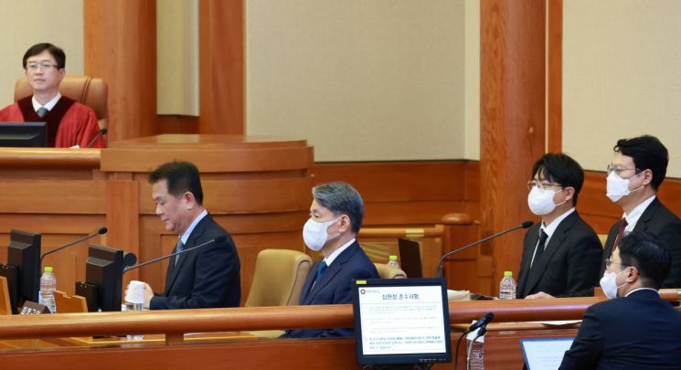 조지호 측 "3차례 항명으로 계엄 해제 기여" 주장에 국회 측 "분노의 감정"