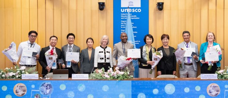 "UNESCO King Sejong Literacy Prize" Awarded to Organizations from Senegal, Ecuador, and Thailand