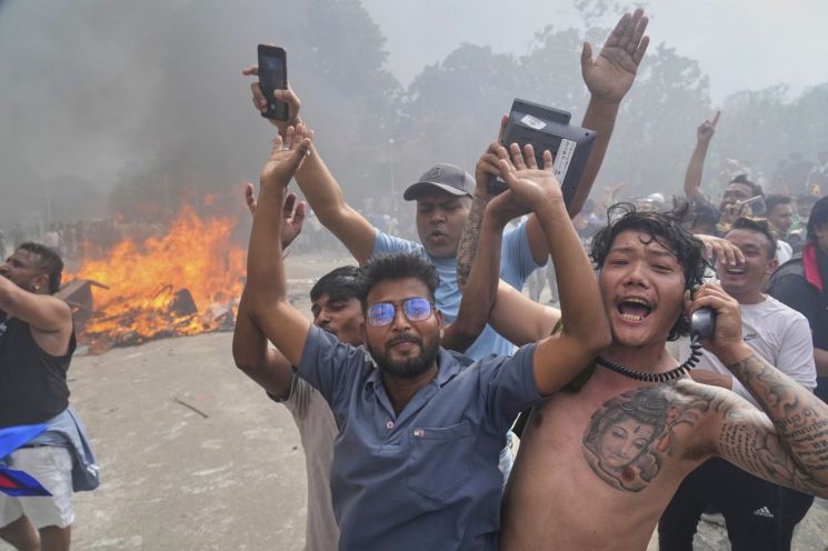 SNS Turns the Country Upside Down... Why Nepal's Generation Z Took to the Streets
