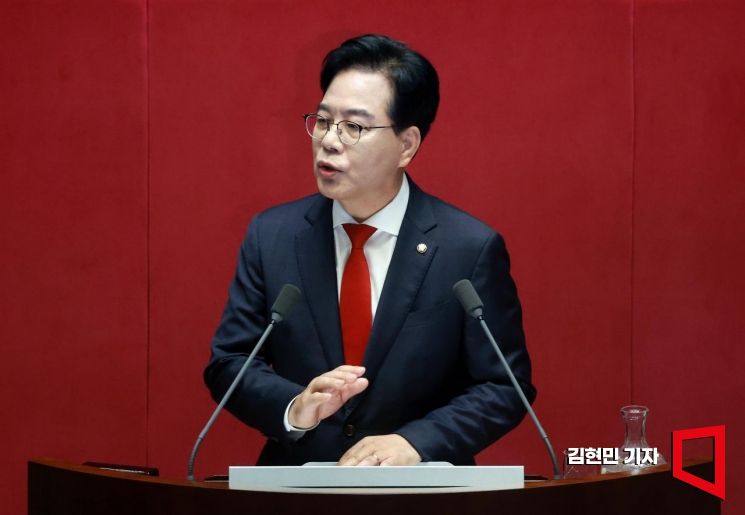 [Photo] Song Eonseok's Negotiation Bloc Speech: "100 Days of the Lee Administration, A Time of Regression"