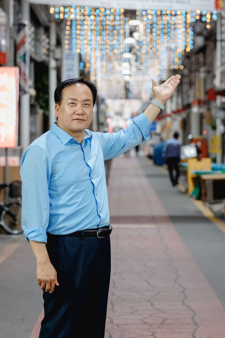 Osan Osaek Market Shines Bright and Colorful with New Landscape Lighting