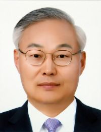 한국석유공사 박공우 상임감사위원.