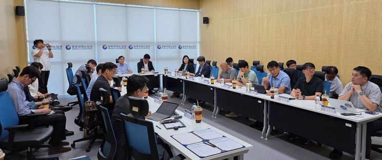 광주시는 11일 북구 첨단국가산업단지 내 UAM실증진흥센터에서 '미래항공모빌리티 산업 육성을 위한 세미나'를 열고, 지역 기업·학계·연구기관과 협력 방안을 논의했다. 광주시 제공