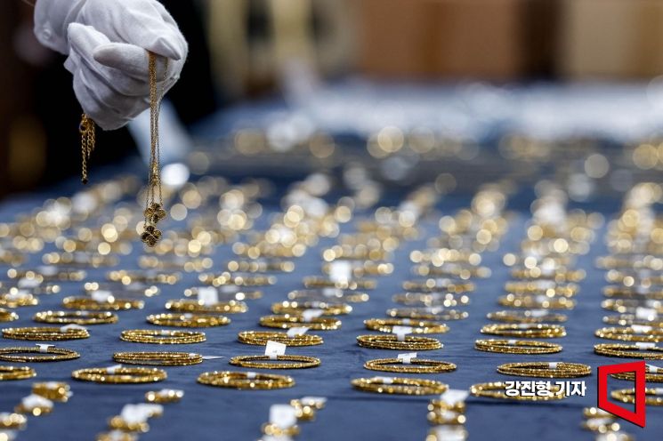 [포토] 한국산 허위 조작 금 가공제품 적발