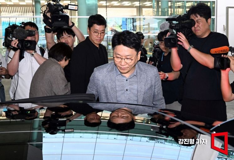 [포토] 귀국한 김동명 LG엔솔 사장