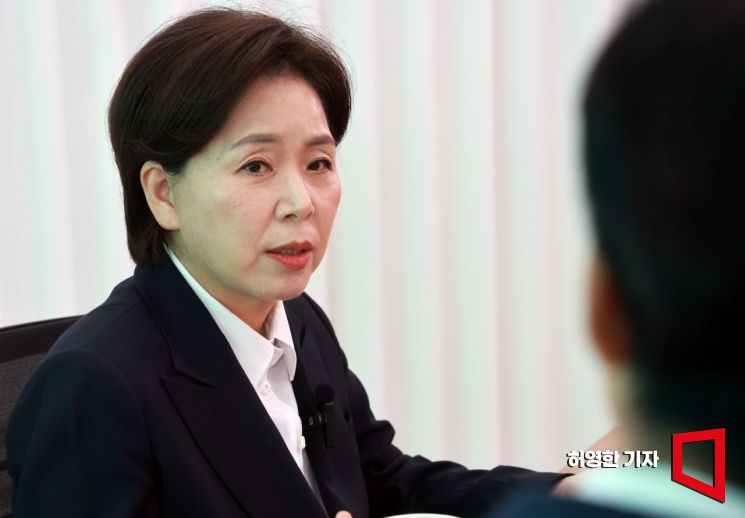 양 위원은 주52시간제 제외를 뺀 반도체 특별법은 실효 조항이 빠진 것이라고 강조했다. 허영한 기자