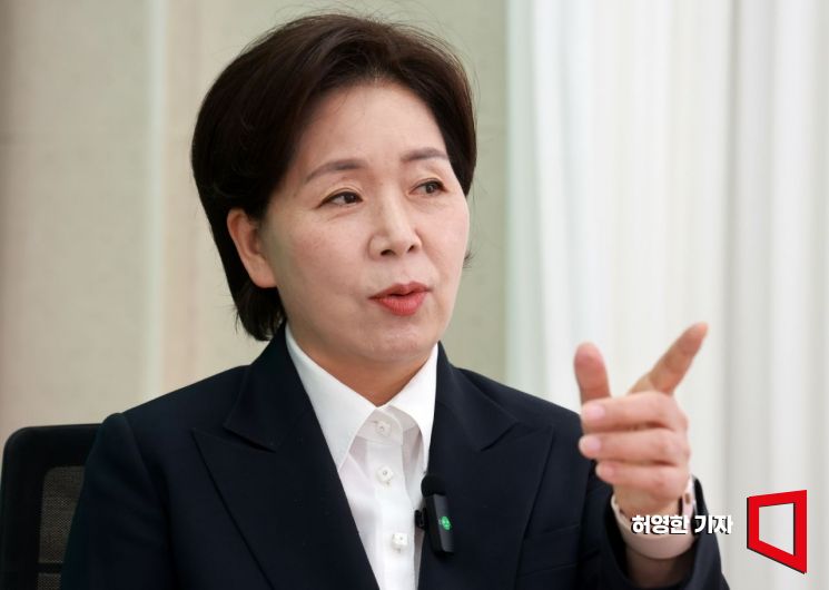 양 위원은 "윤 전 대통령과 절연한 다음에 정체성과 가치, 철학과 목표와 유능함을 되찾아야 국민의힘이 제대로 설 수 있다"고 강조했다. 허영한 기자