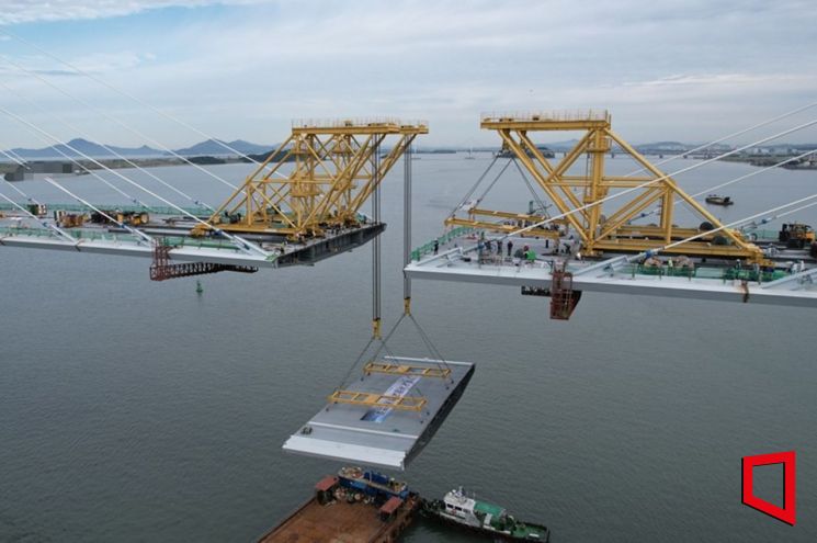 인천 영종~청라 '제3연륙교' 상판 연결 완료…12월 개통