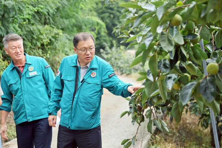 Acting Mayor Jang Geumyong of Changwon Special City: "We Will Actively Support Farmers"