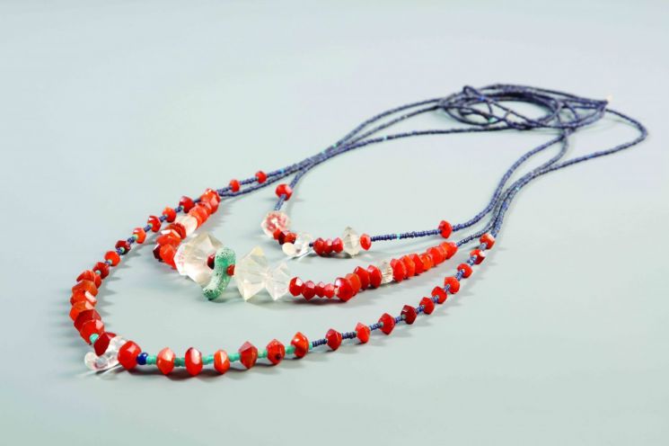 "The Sword Wielded by Mira from K-Pop Demon Hunters Originated Here"... Artifacts Including 'Gokdo' from the Tumuli on Display at the National Gimhae Museum