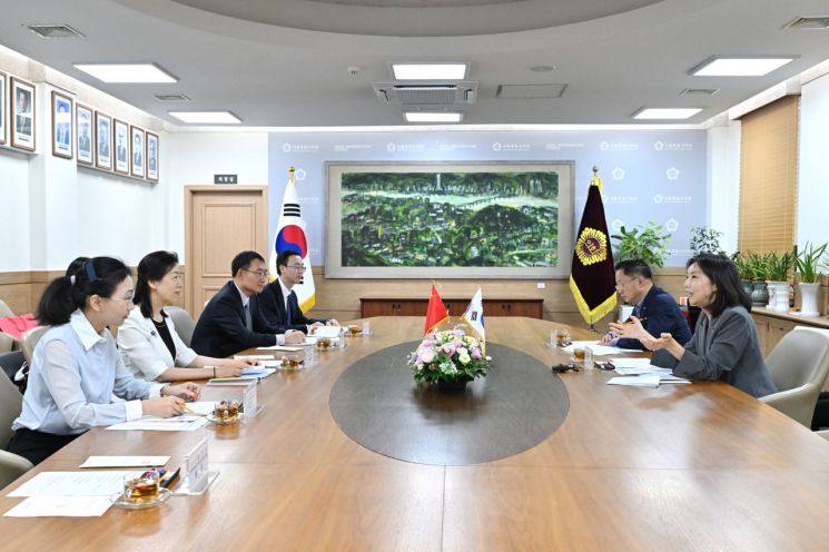 최호정 서울시의회 의장, 베이징시인대 대표단 공식 환영