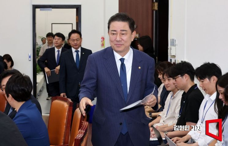 [포토] 김병기, 내일 내란특검 참고인 출석…“계엄해제 의결 상황 진술”