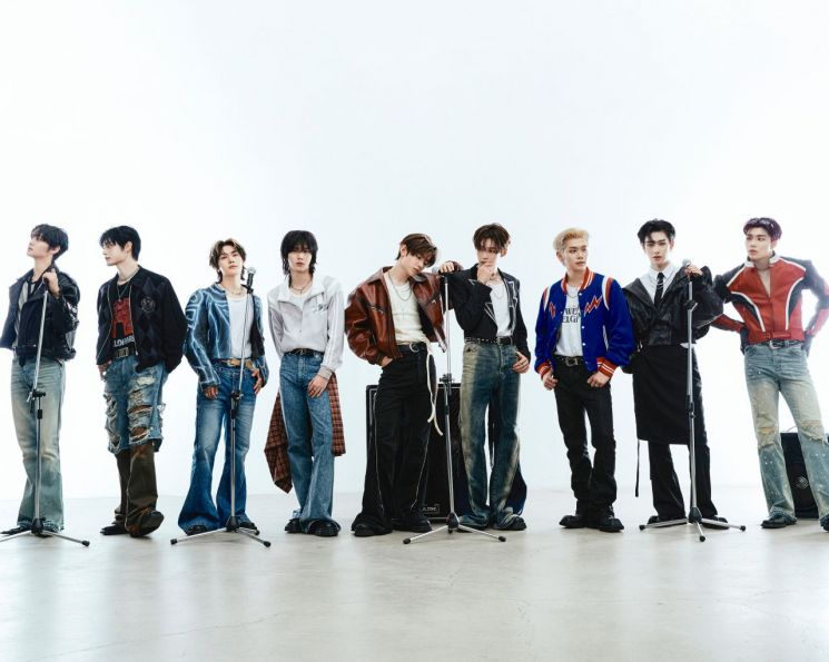 Provided by Zero Base One and Wake One