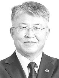 [정책의 맥]공학용 계산기, AI, 그리고 대학의 변화
