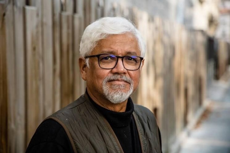 Amitav Ghosh, Indian-American Writer, Wins Park Kyung-ni Literary Award