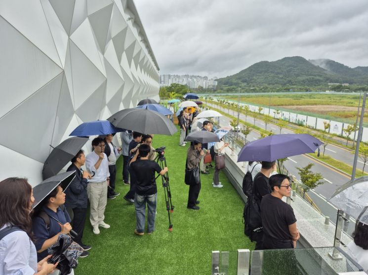 National Symbolic Area Master Plan International Competition On-Site Briefing Session. Provided by the Administrative City Construction Agency