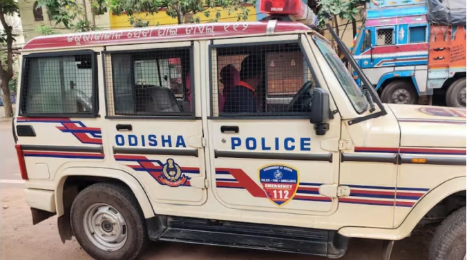 인도 오디샤 주의 한 해변에서 19세 여대생을 집단 성폭행하는 사건이 발생했다. 이 지역 다른 해변에서 집단 성폭행이 벌어져 현지에서 공분을 산 지 불과 3개월 만이다. NDTV