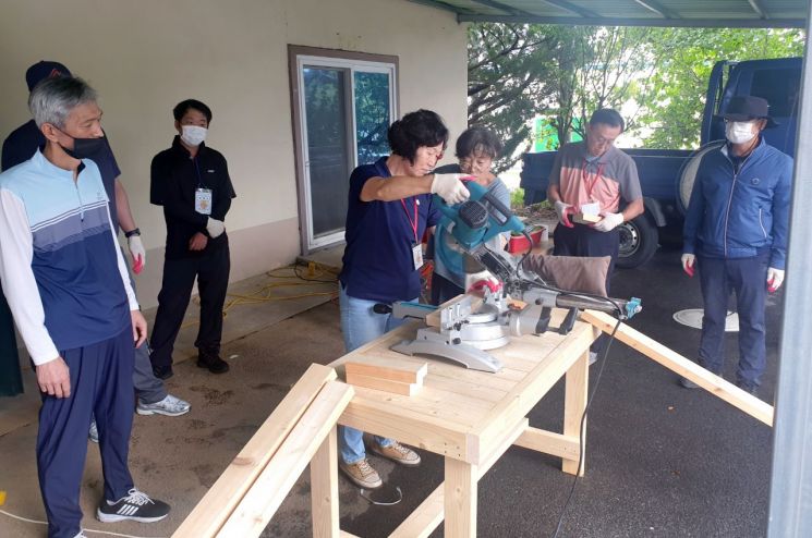 순창군은 귀농·귀촌을 준비하는 예비 농업인과 지역 주민을 위해 '2025년 순창군 귀농귀촌 실용교육' 4개 프로그램을 운영한다. 순창군 제공