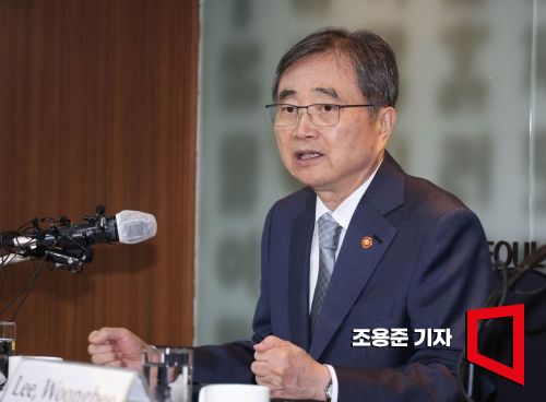 조현 외교부 장관이 19일 서울 중구 프레스센터에서 열린 SFCC외신기자 간담회에 참석, 신정부 외교성과와 향후 외교정책 추진 방향에 대해 발언 하고 있다. 2025.9.19 조용준 기자