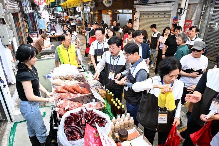 BNK금융그룹, 사회공헌의 날 맞아 지역사회와 따듯한 온기 나눠
