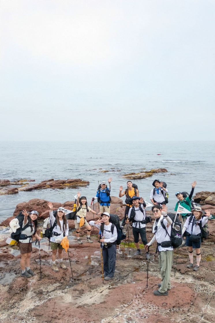‘아이더 하이커스데이’, 명품 둘레길 영덕 블루로드서 개최