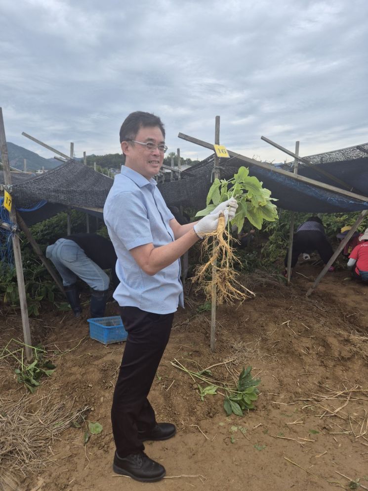 '제43회 금산세계인삼축제'에 참석한 말레이시아 파다완시 대표단