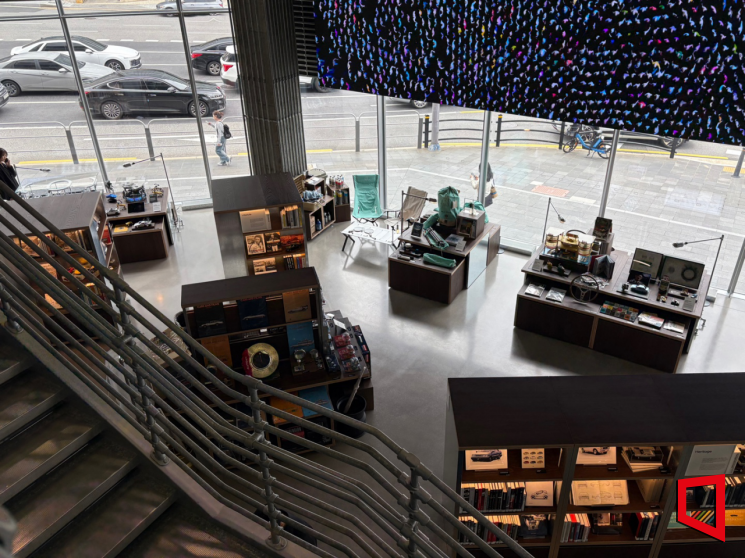 '자동차 놀이터' 된 현대 모터스튜디오…신개념 서점에 커뮤니티까지