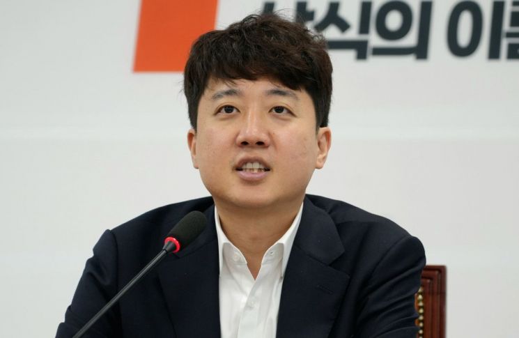 이준석, 李 대통령 자주국방 언급에 "한미동맹 대체는 북중러의 축배"