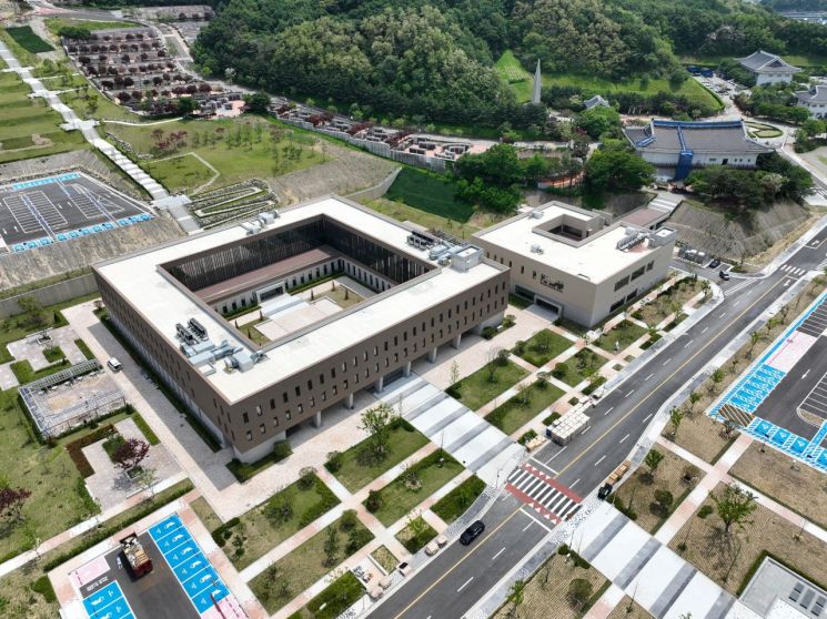 보훈부, 5만기 규모 이천호국원 충령당·추모관 준공식