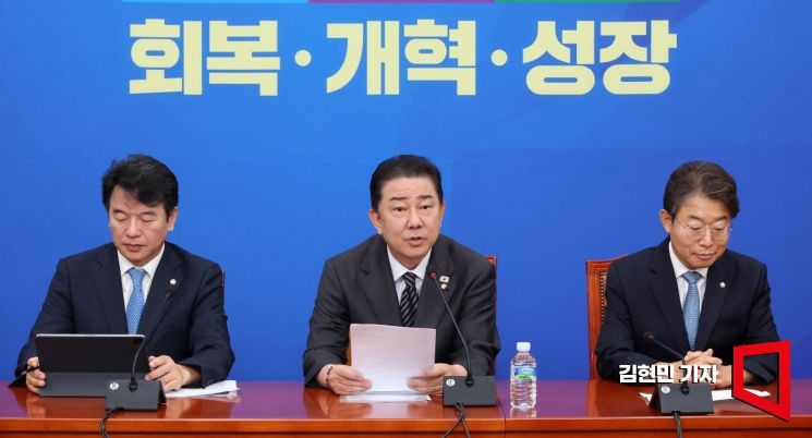 [포토] 김병기 "野 배임죄 폐지 정치공세 유감…정기회 내 처리해야"