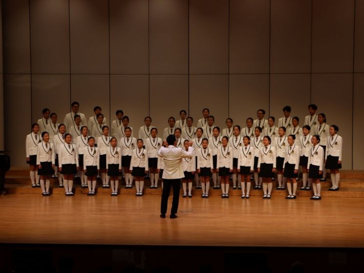 양산전국청소년합창대회 경연 모습. 양산시 제공