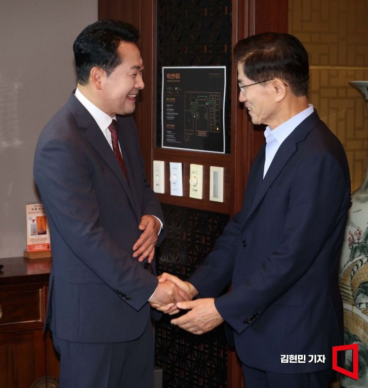 [포토] 김문수 전 대선 후보 만난 장동혁 대표