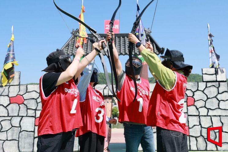 Film, Tradition, and Agriculture Unite: Yecheon Colors Autumn