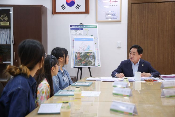 'Namyangju City's 1-Day Honorary Mayor' Embodies Jeong Yak-yong's Spirit, Successfully Concludes 25th Program